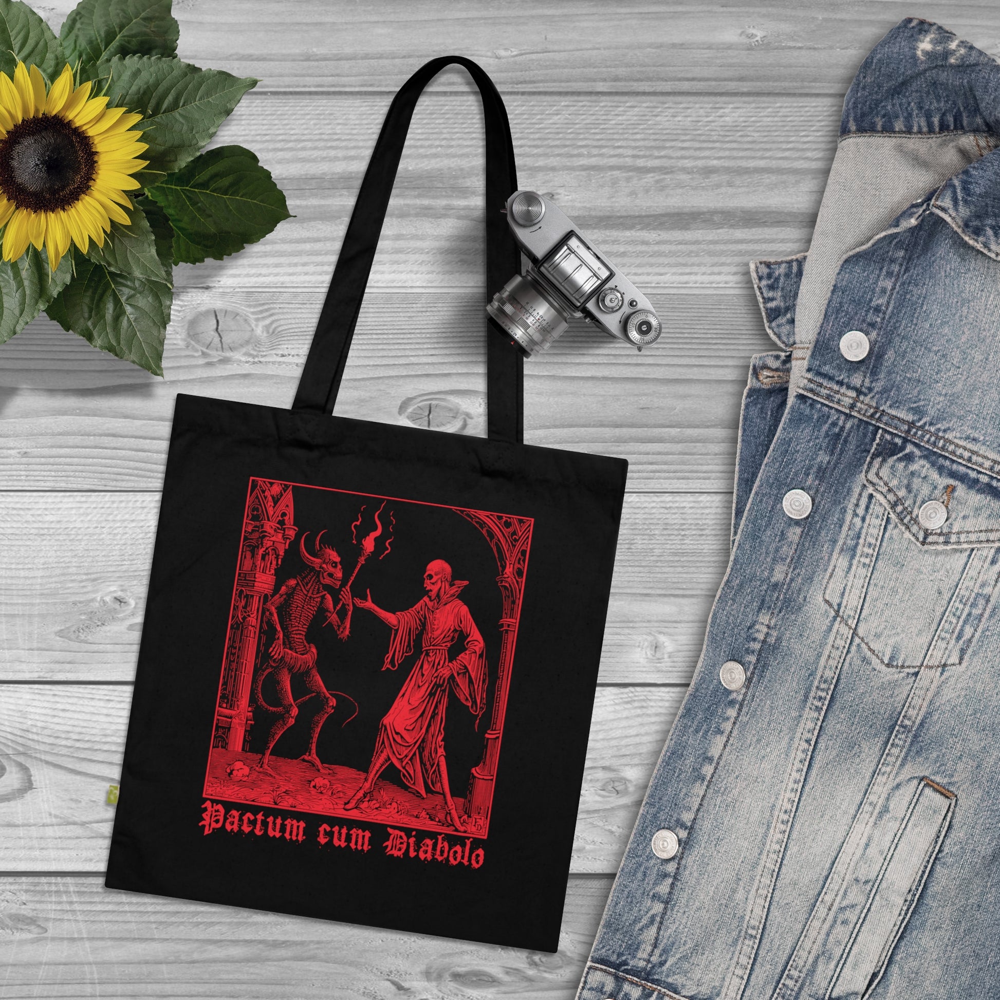 Tote Bag Pactum cum Diabolo in Red - Frogos Design