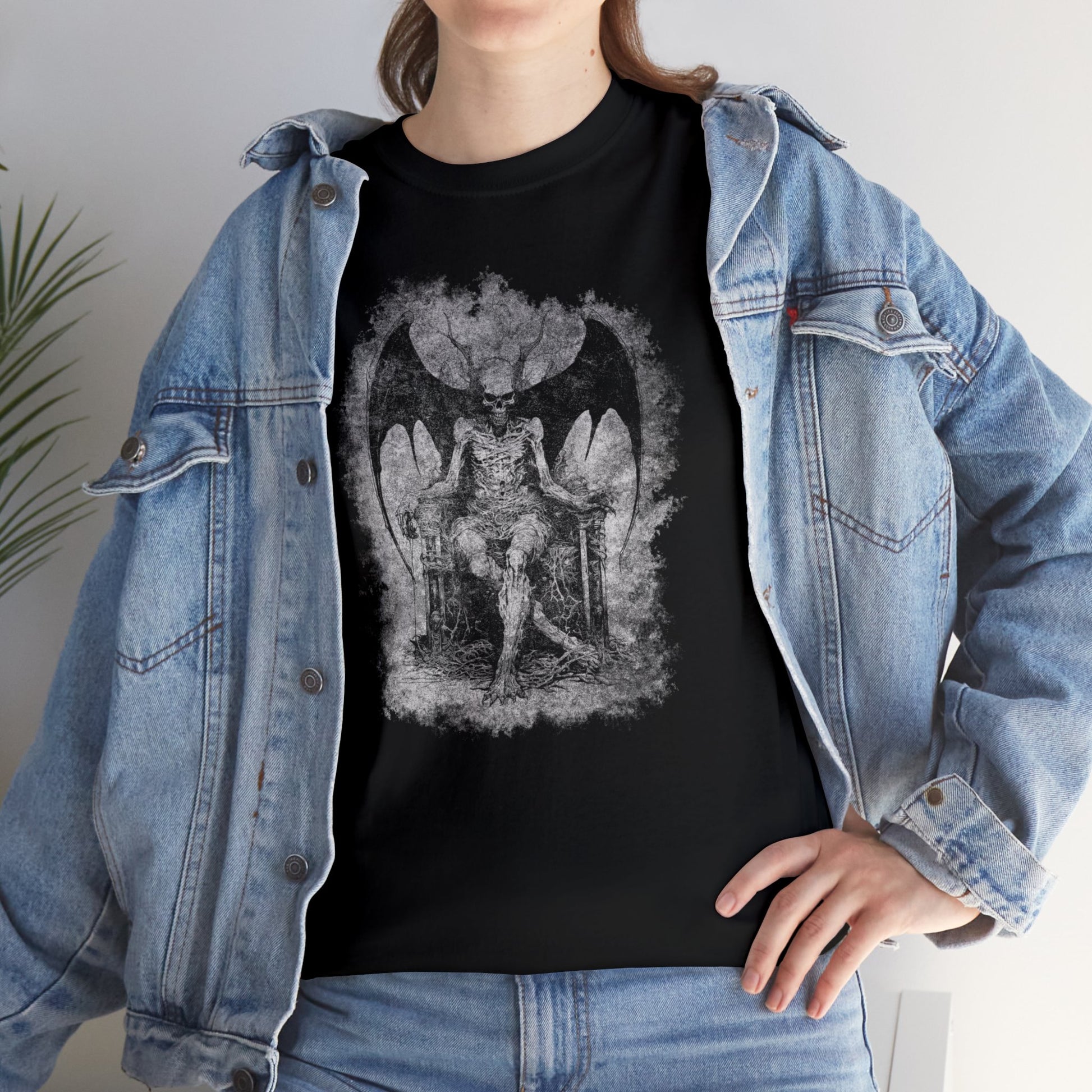 Unisex T-shirt Devil on his Throne in Grey - Frogos Design